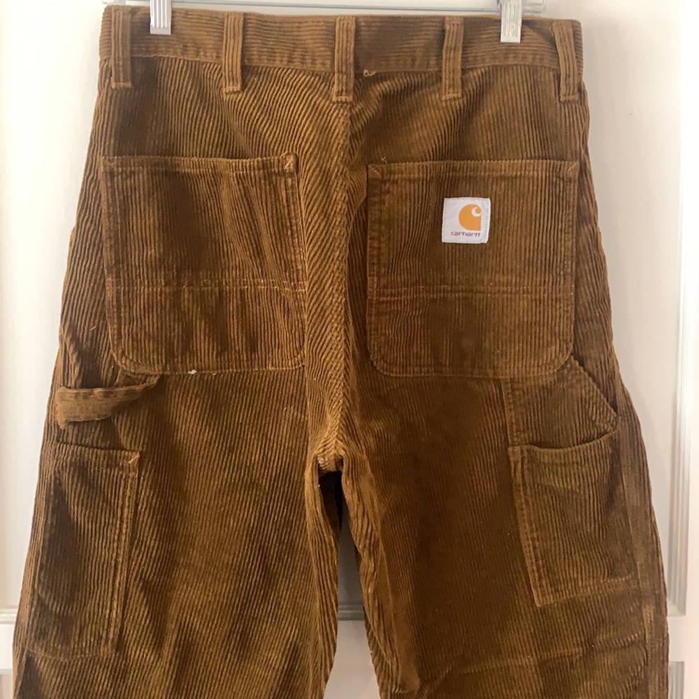 Size 29x32 but waist measures 32